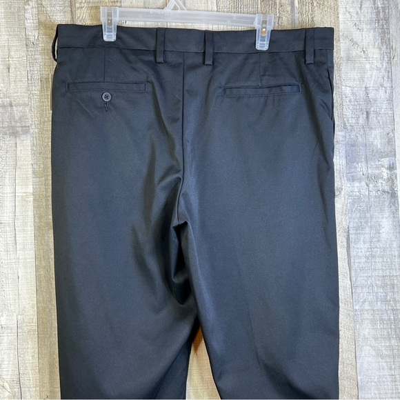 Amazon Essentials Size 38Wx32L Classic Black Dress Pants - Picture 5 of 13
